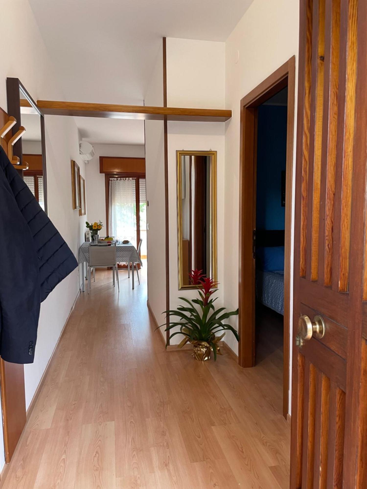 Nico'S Apartment Peschiera del Garda Exteriör bild