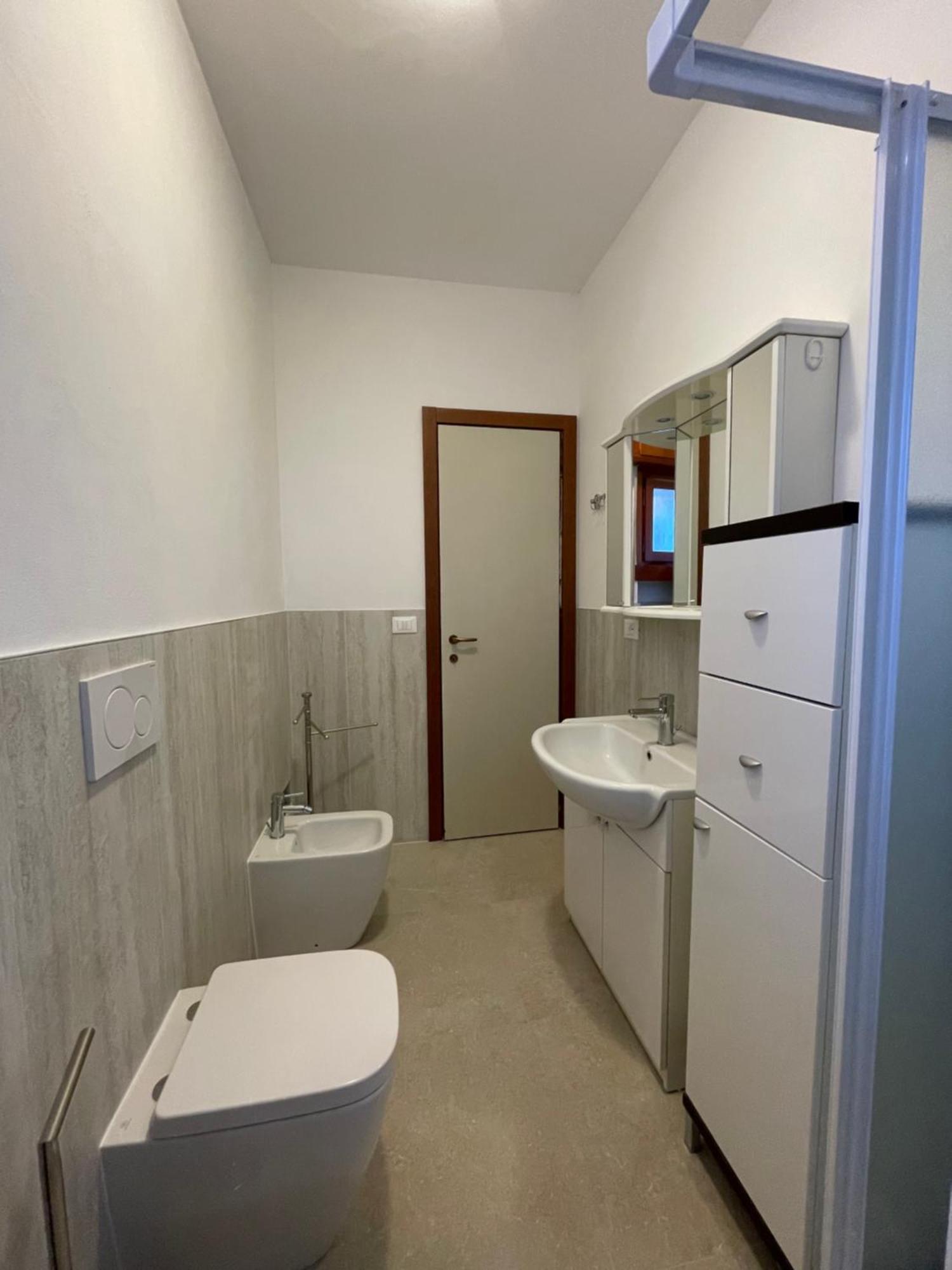 Nico'S Apartment Peschiera del Garda Exteriör bild